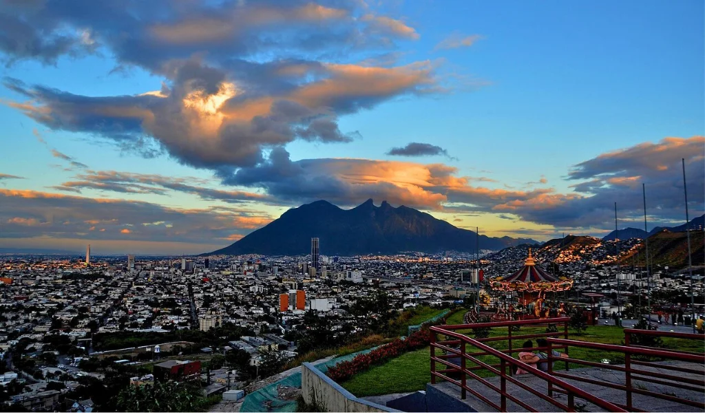 Monterrey City View